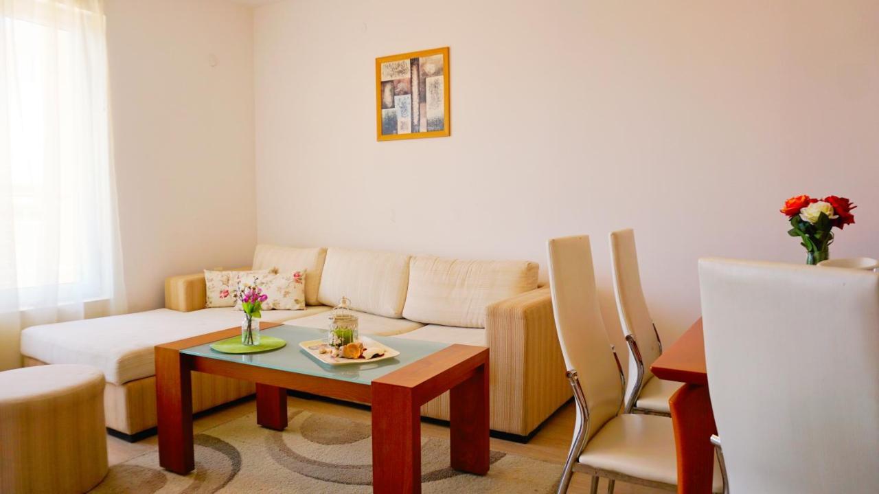 Apartment Marina Residence - Апартамент Марина Резидънс كافارنا المظهر الخارجي الصورة